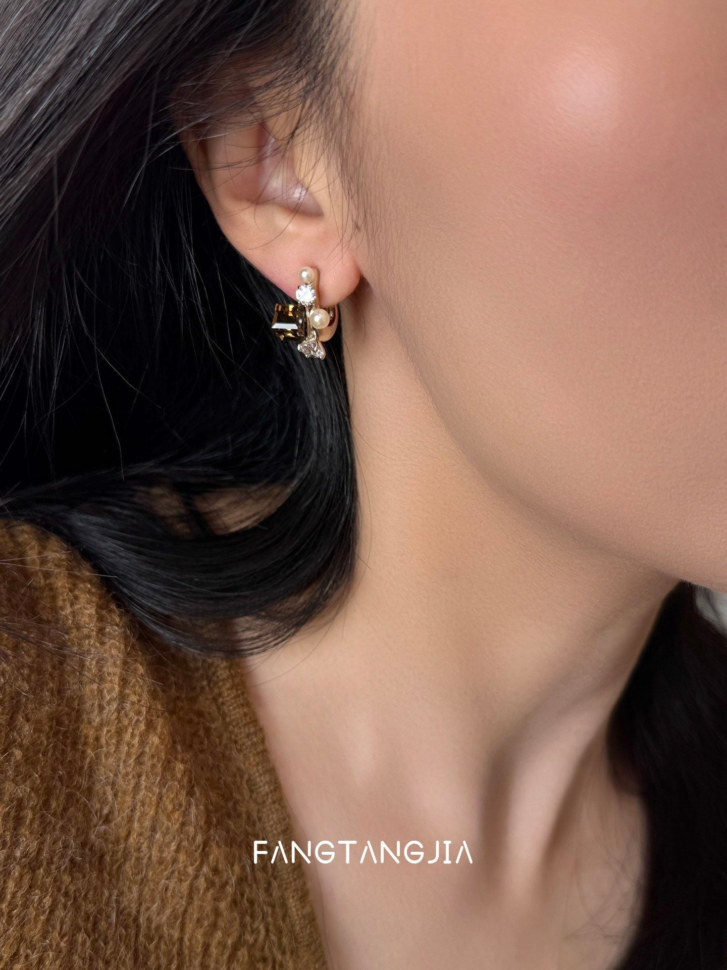 2026 New Maillard Coffee Color Rhinestone Pearl  Earrings, Super Beautiful Niche Elegant Autumn Winter Fashion Stud Jewelry For Women
