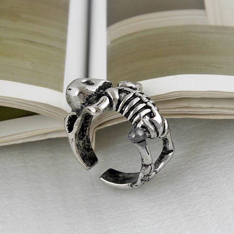 New Best-Selling Halloween Skull Ring