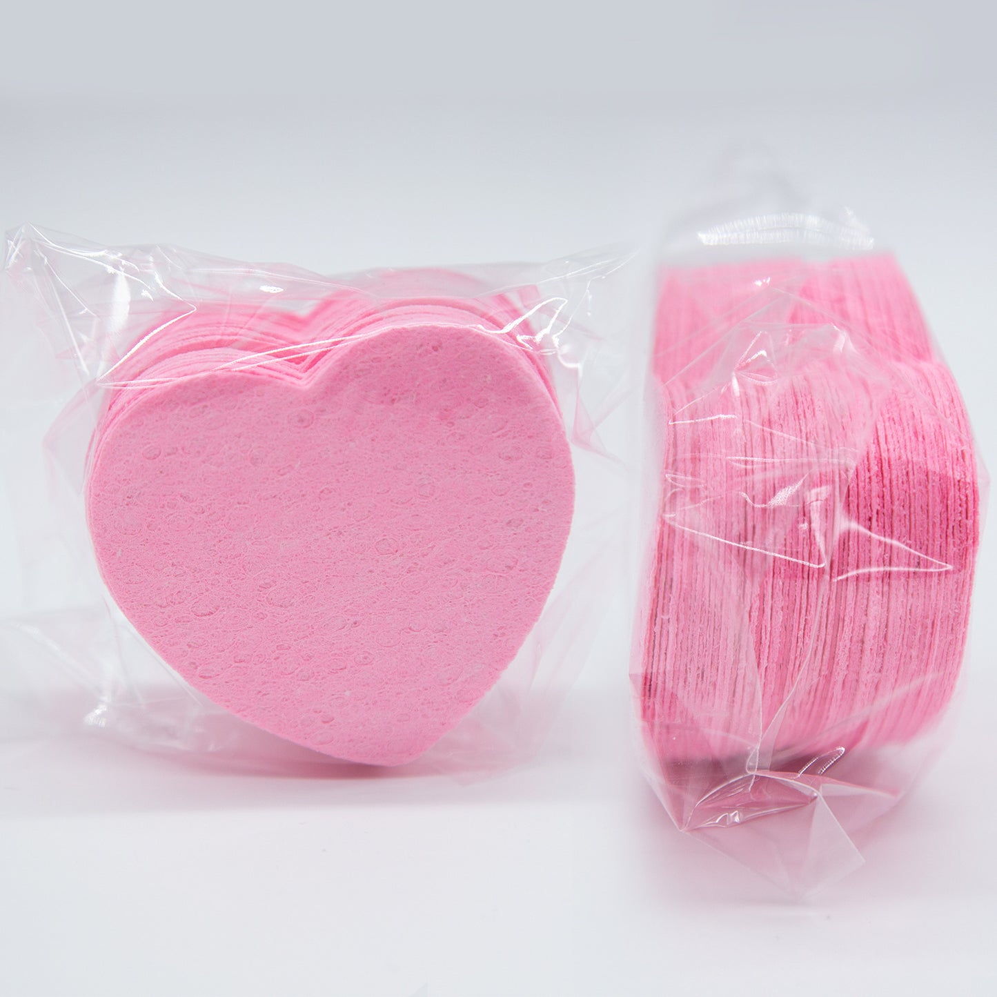 Biodegradable Heart-Shaped Wash Sponge For Deep Cleansing And Makeup Removal