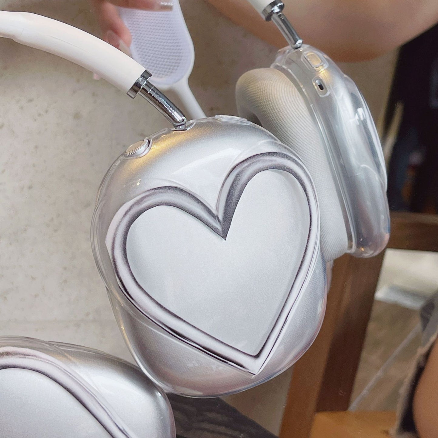 Korean-style Silver Heart Shaped Earphone Case