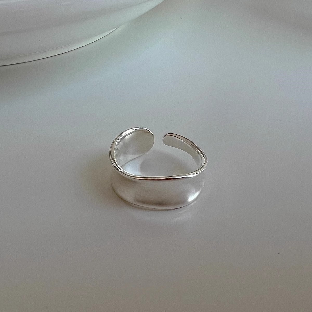 925 Sterling Silver Korean Plain Band Ring For Women, Minimalist Ins Style, Niche High-End Sense, Light Luxury Retro Design, Open Adjustable Finger Ring
