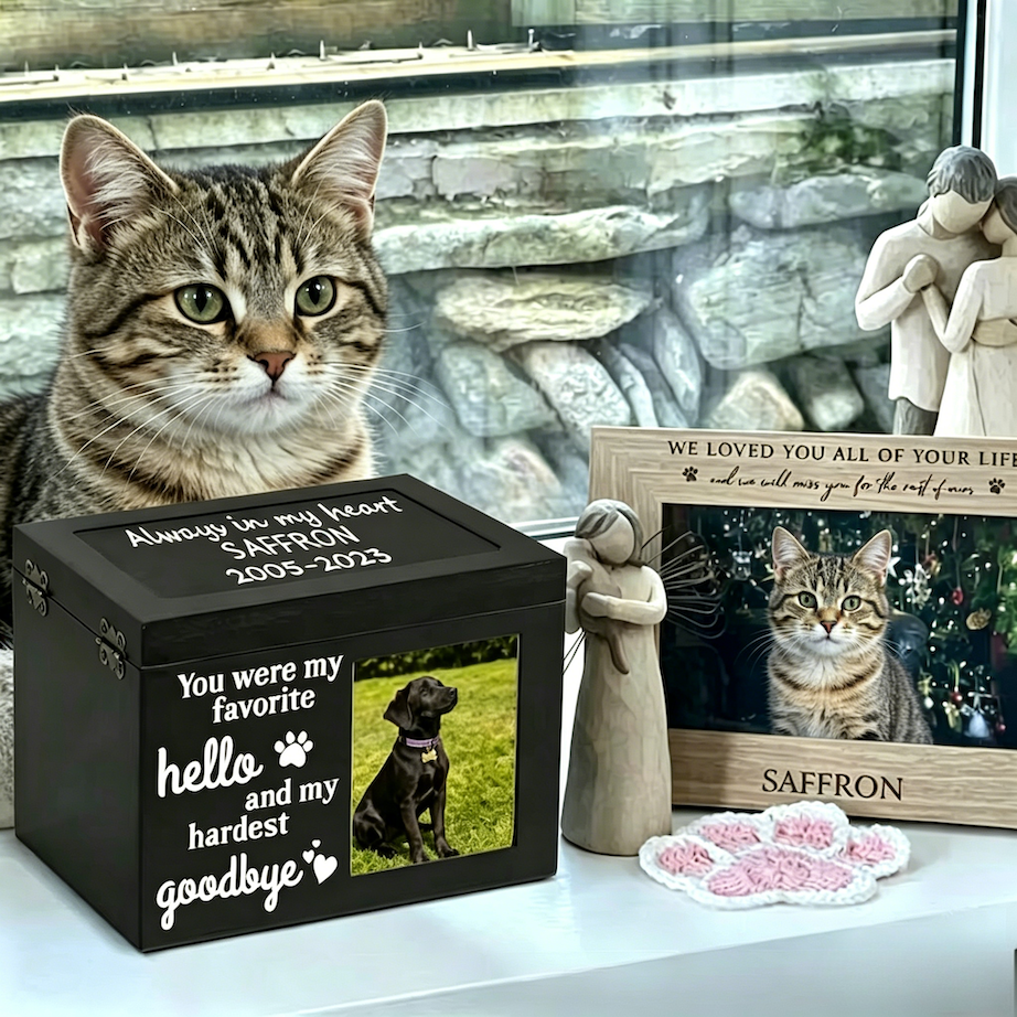 Wooden Commemorative Pet Urn