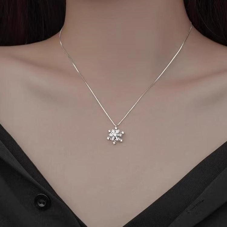 Korean-style New S925 Sterling Silver Rotating Snowflake Necklace