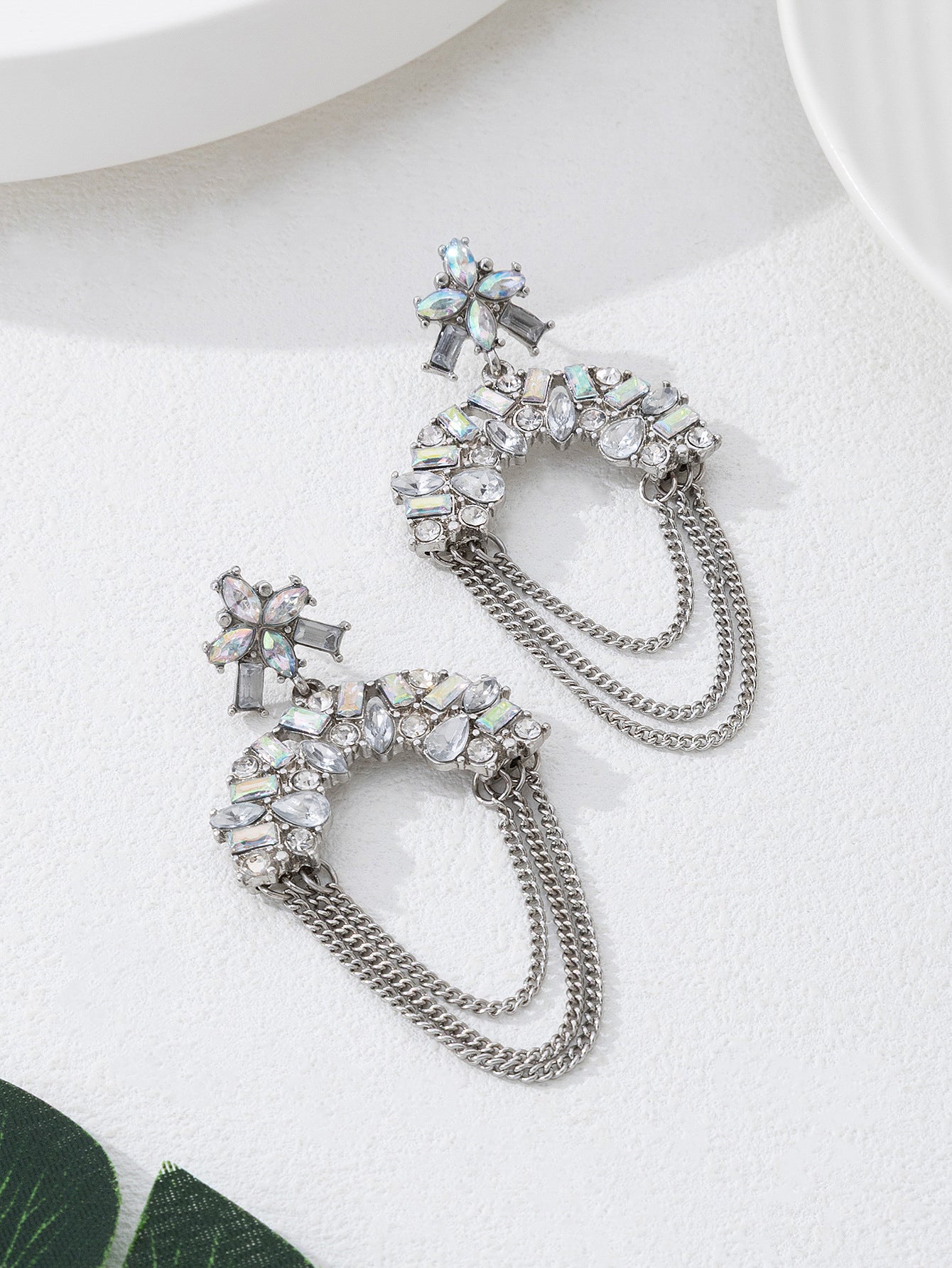Fashion Hot Selling Chain Cubic Zirconia Dangle Earrings, Unique Personalized All-Match Light Luxury Alloy Geometric Stud Ear Jewelry For Daily Women Wear