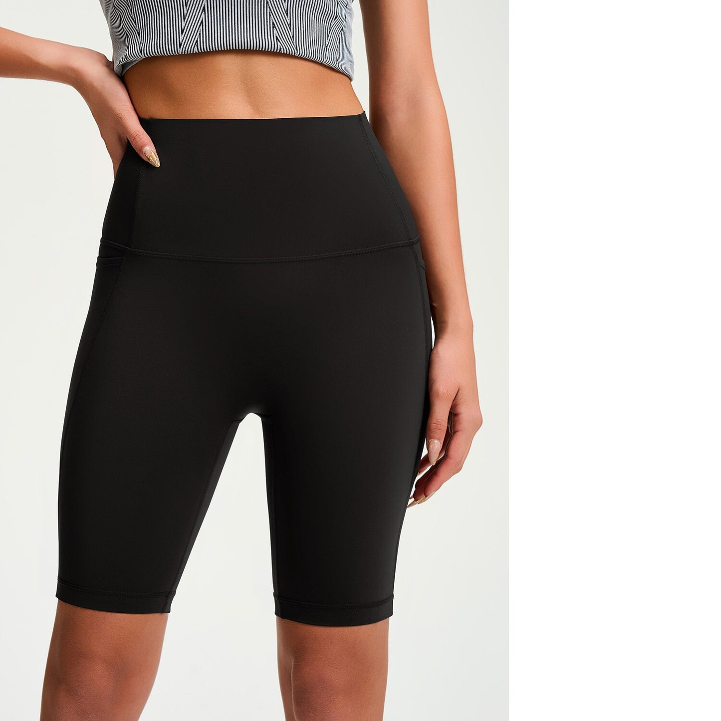 Women's High-Waisted Tight Mid-Length Naked-Feel Yoga Shorts With Butt Lifting, Quick-Dry Fabric For Sports, Fitness And Outdoor Cycling Wear