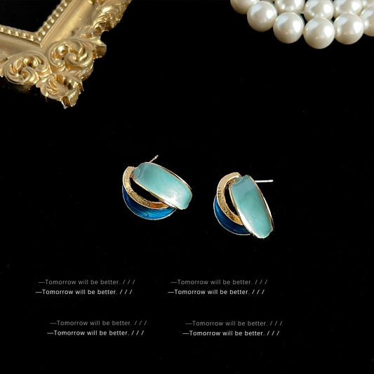 Retro Chic Stud Earrings Women Vintage Elegant Earrings Niche Luxury Fashion Fine Jewelry