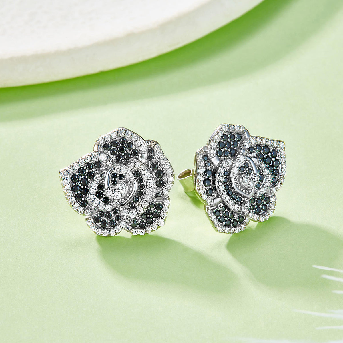 S925 Sterling Silver Black & White Rose Stud Earrings, D-VVS1 Moissanite Pave Flower, Platinum Plated 3.4g, Women's Jewelry Gift Box