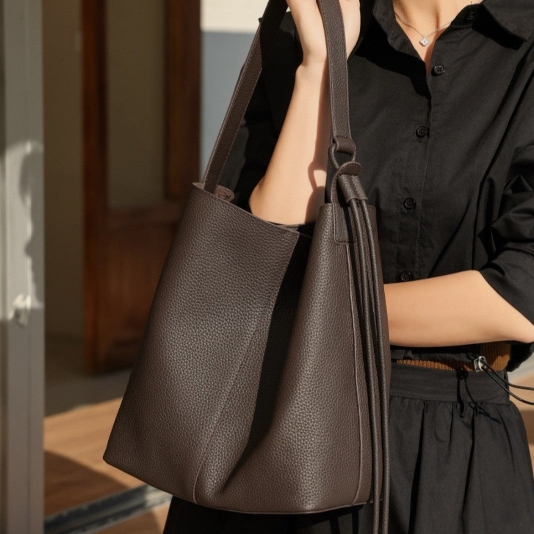Top-grain Leather Commuter Bucket Bag With A Premium Feel