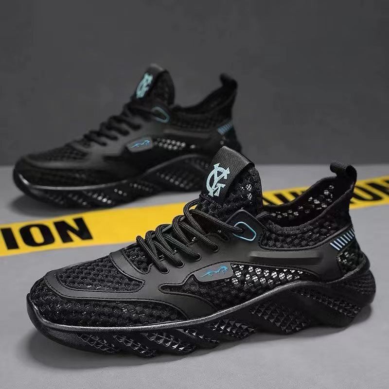 Outdoor Mesh Casual Versatile Sneakers