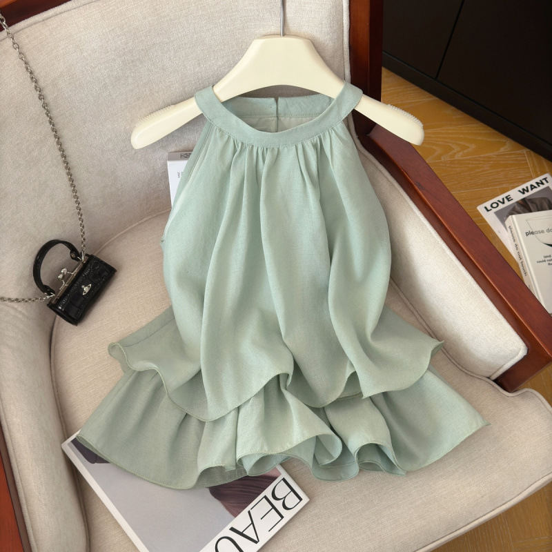 Elegant Sleeveless Blouse For Women, Perfect For Outdoor Wear