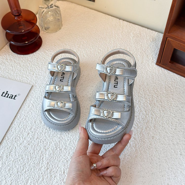 2025 Summer New Girls' Heart Rhinestone Sandals, Korean Style Princess Shoes With Bow, Kids Roman Sandals