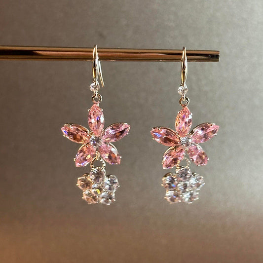 Vintage Petal Zircon Hook Earrings For Women, Light Luxury High-End Unique Fashion Ear Jewelry