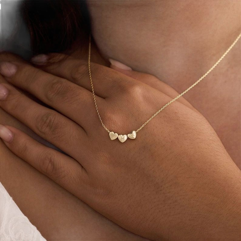 Huailang Korean Girl LOVE Three-Heart Pendant Necklace In European And American Style