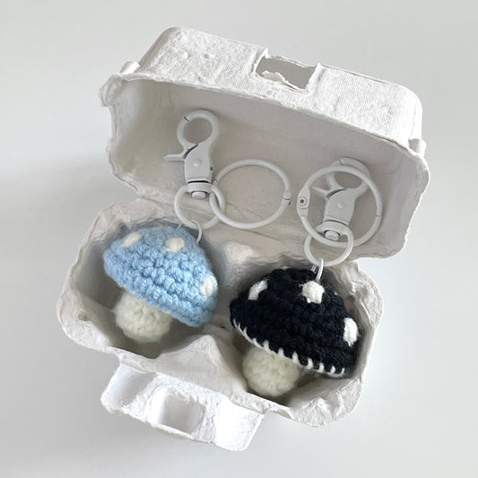 Minimalist Korean-style Crochet Mushroom Keychain Ornament