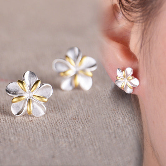 Fashionable Korean-style Flower Stud Earrings