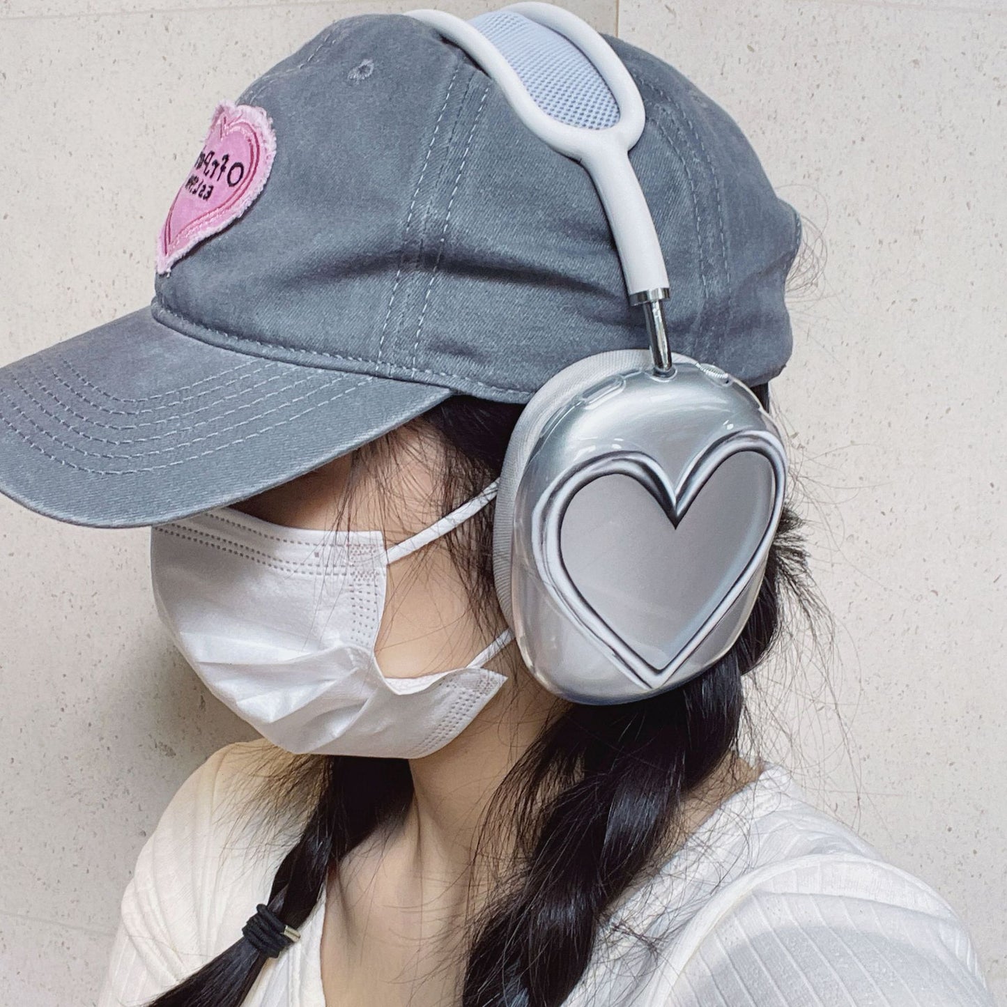 Korean-style Silver Heart Shaped Earphone Case