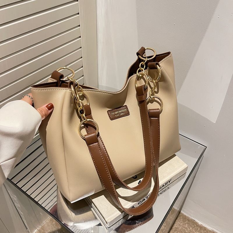 Stylish Korean-style Womens Bag Large Capacity Single-shoulder Design
