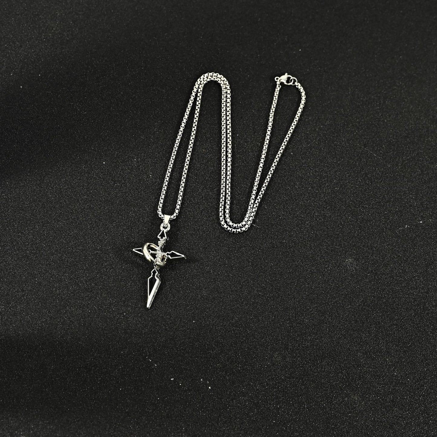 Cross Pendant Men's Necklace Men's Fashion Brand All-match Chain Accessories Men's Fashion Sweat Pendant Titanium Steel Chain