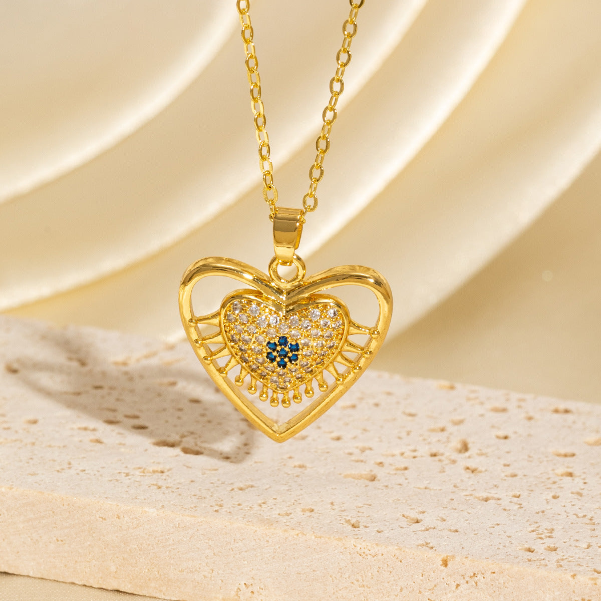 Niche-designed Heart Necklace With Accessories