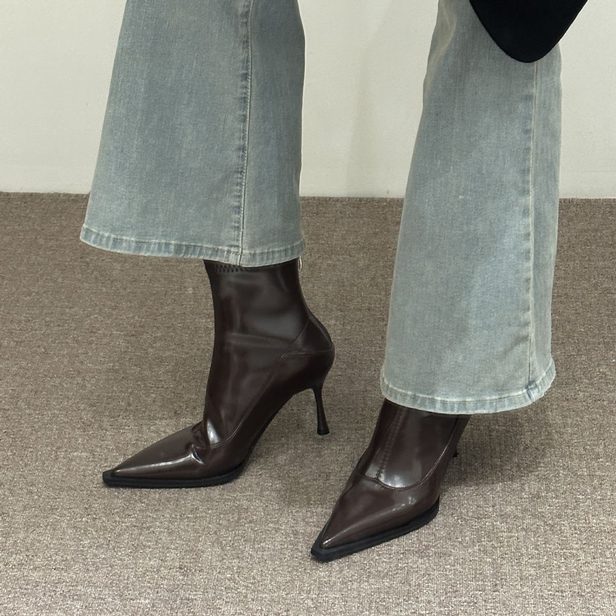 Stiletto-heeled Pointed-toe Chic Soft-leather Ankle Boots With A Back Zipper Korean-style And Versatile