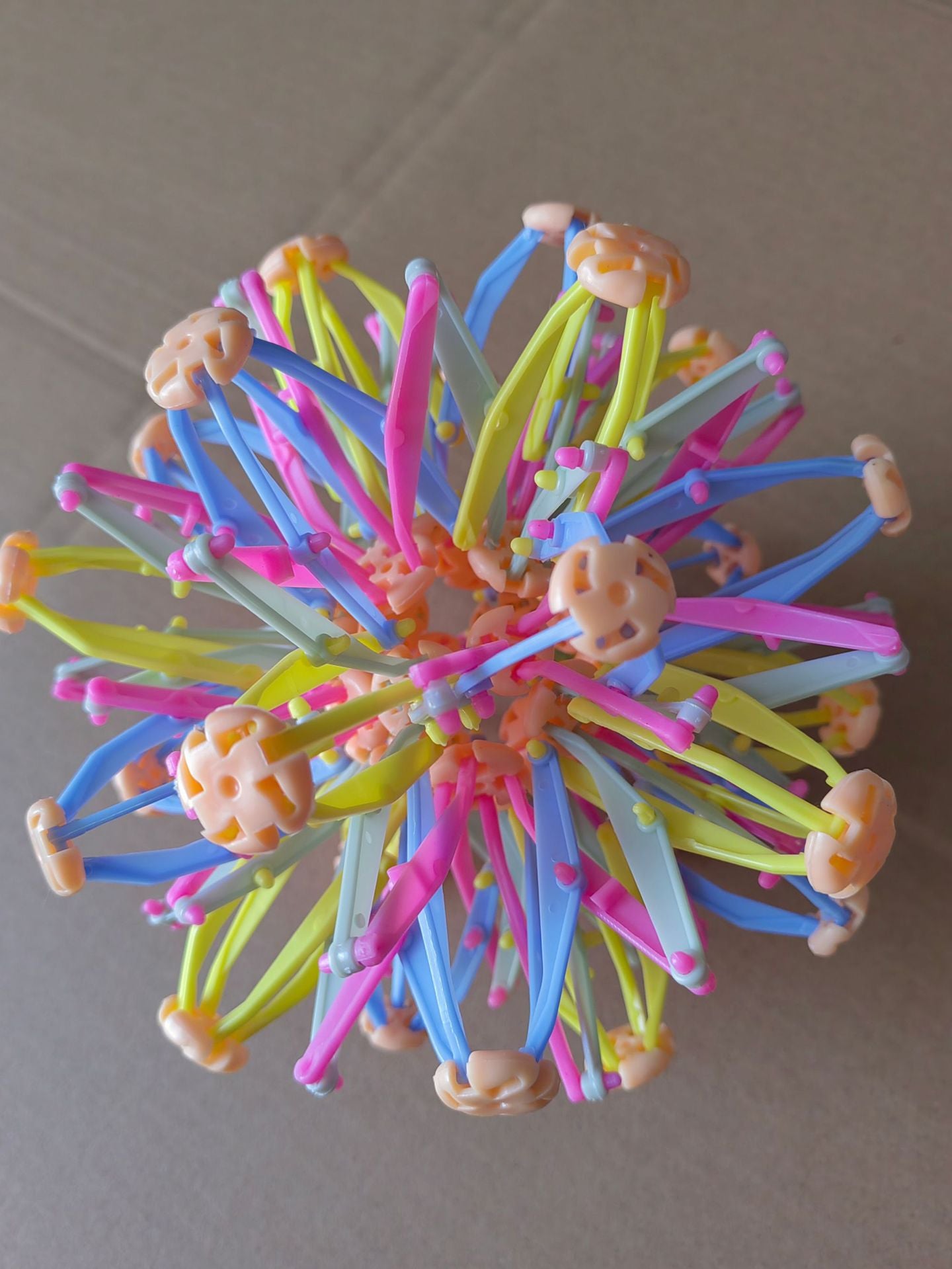 Glowing Magic Telescopic Ball - Expanding Blooming Toy for Kids Outdoor Play Night Market Street Vendor Supply