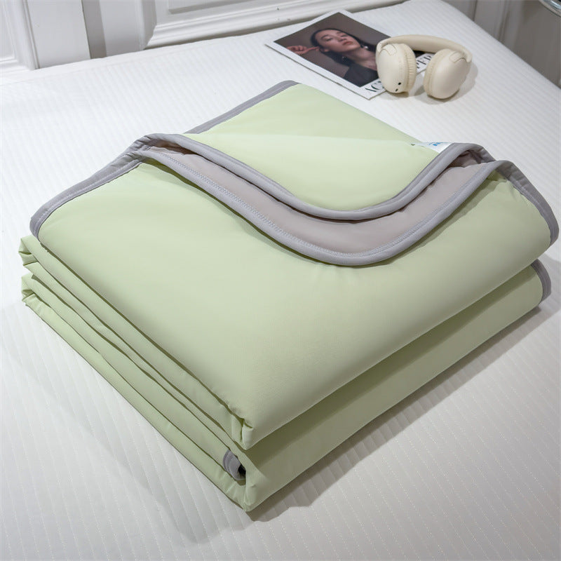 Class A Maternal InfantGrade Cooling Silk Summer Quilt MachineWashable For Single Or Double Beds