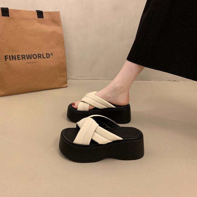 Thick Sole Height Increasing Cool Mop For Women's Summer Outdoor Wear, Casual Soft Sole, Not Tiring For Feet, Fashionable And Versatile Beach One Line Mop