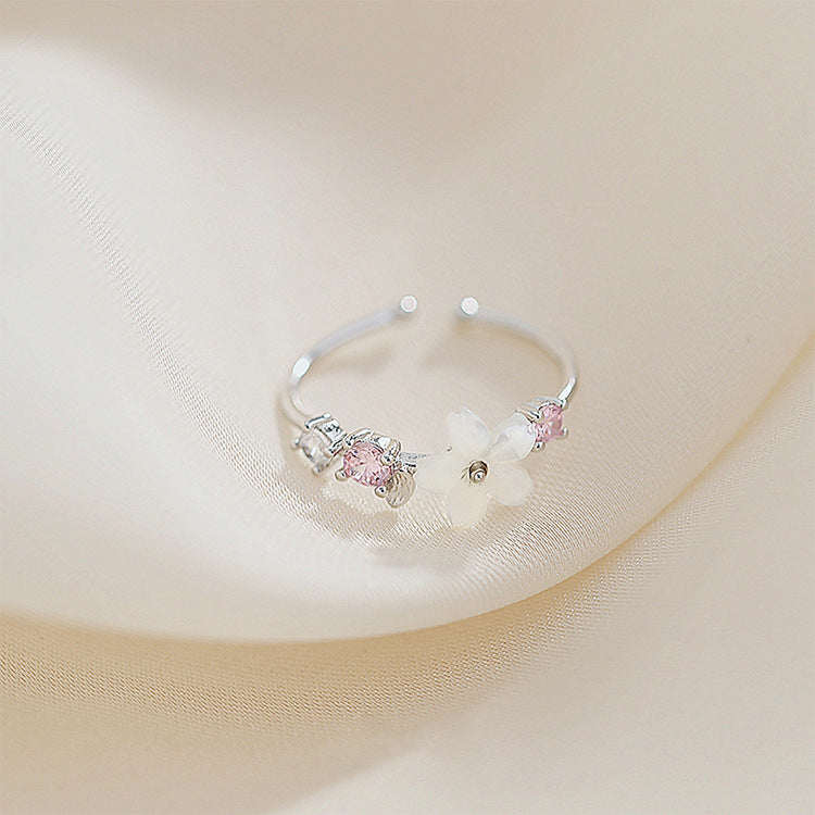 Diamond-encrusted Simple Korean-style Sweet Bracelet