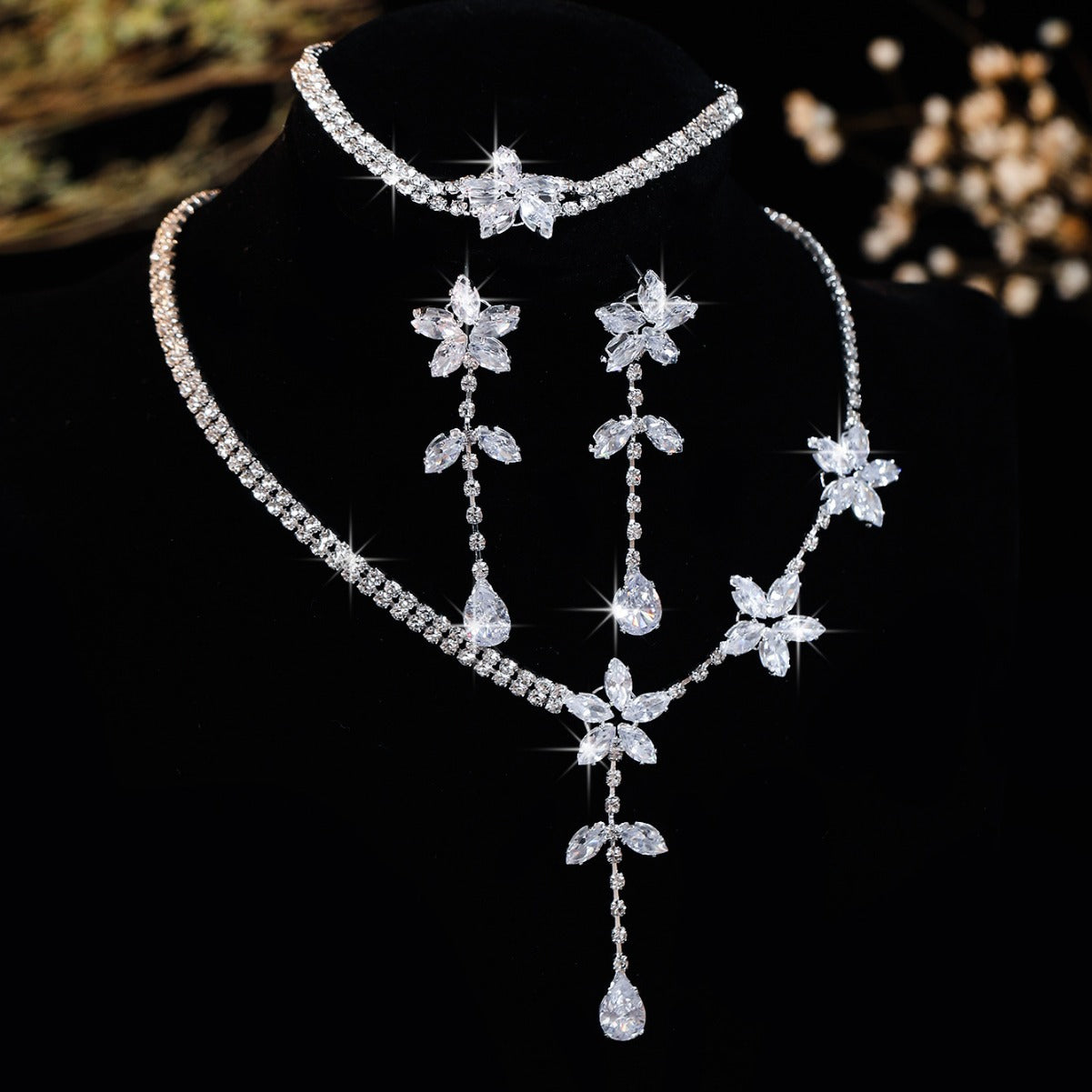 Silver Floral Leaf Cubic Zirconia 3Pcs Jewelry Set, Delicate V Necklace Long Drop Earrings Bracelet, Elegant Bridal Evening Party Accessories For European Spanish Women