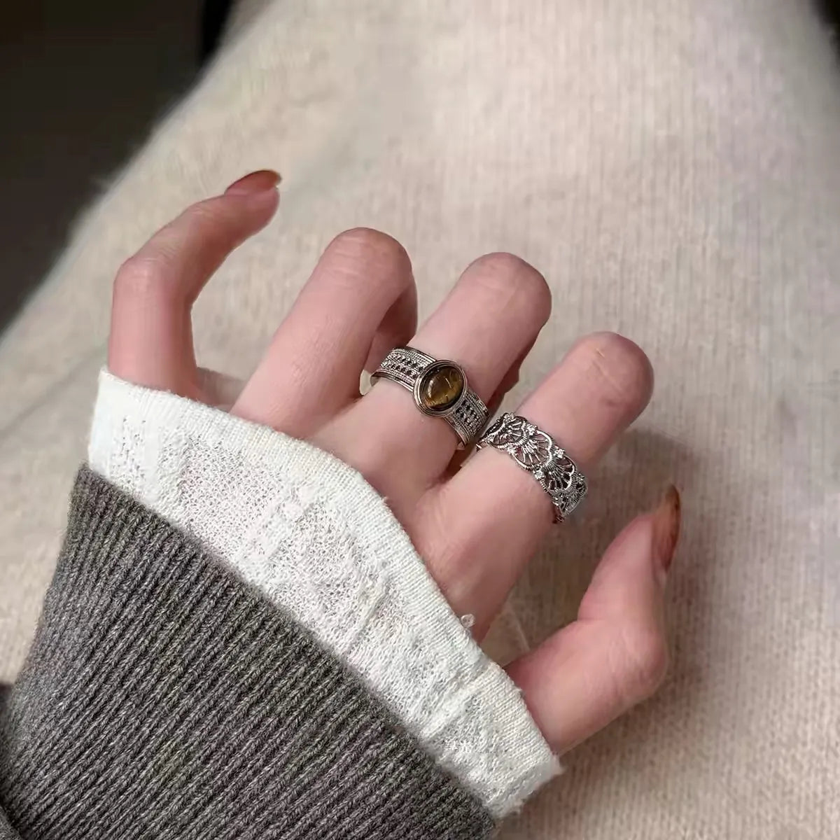 1pair Vintage Hollow Floral Tiger Eye Stone Open Stackable Rings, Elegant French Retro Style, For Women Daily Tea Party Wear & Girlfriend Holiday Gifts