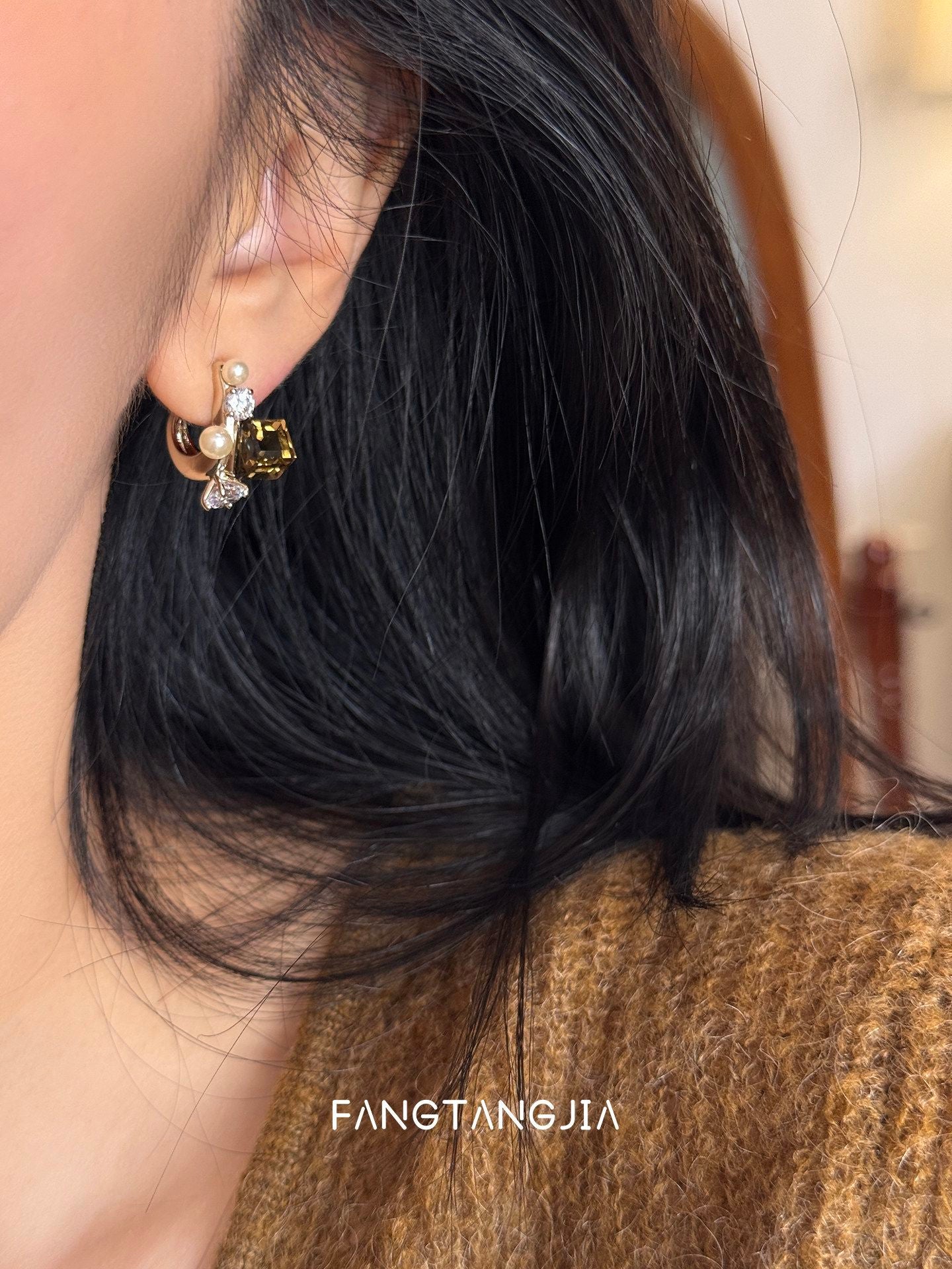 2026 New Maillard Coffee Color Rhinestone Pearl  Earrings, Super Beautiful Niche Elegant Autumn Winter Fashion Stud Jewelry For Women
