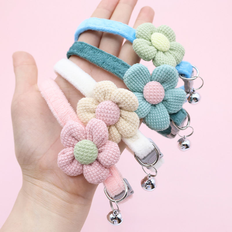 Cute Cartoon Flower Pet Collar And Leash