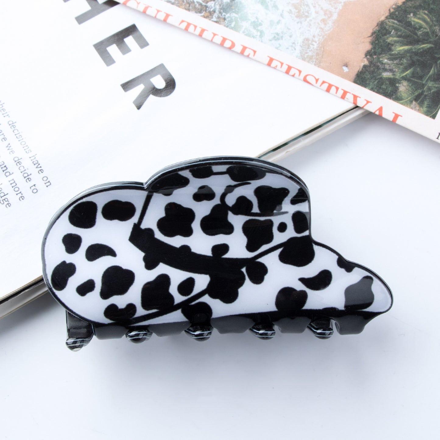 Cute Heart-shaped Sunflower And Cow-patterned Hat-style Hair Clip