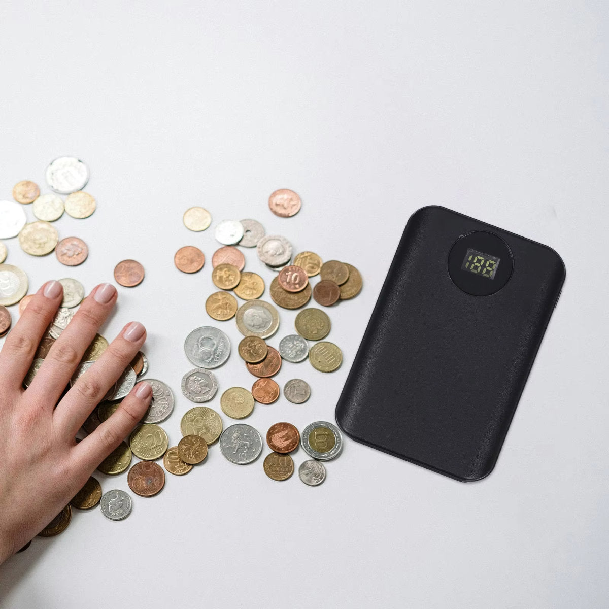 Creative Portable Mobile Power Storage Box
