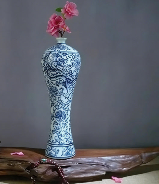 Porcelain Blue-and-white Beauty-shoulder Plum-blossom Vase