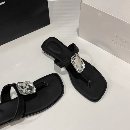 French Style Small Fragrant Slippers For Women's Summer Outdoor Wear, Internet Famous Fashion Rhinestone Flat Bottomed Beach Sandals