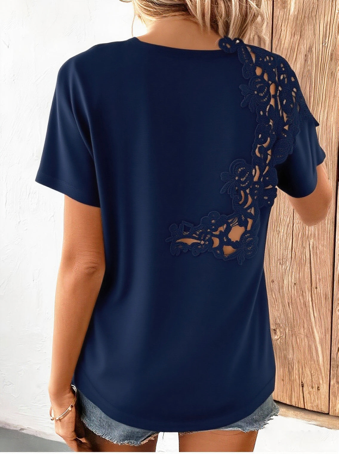 Best-selling Hollow-out Pattern Short-sleeve T-shirt