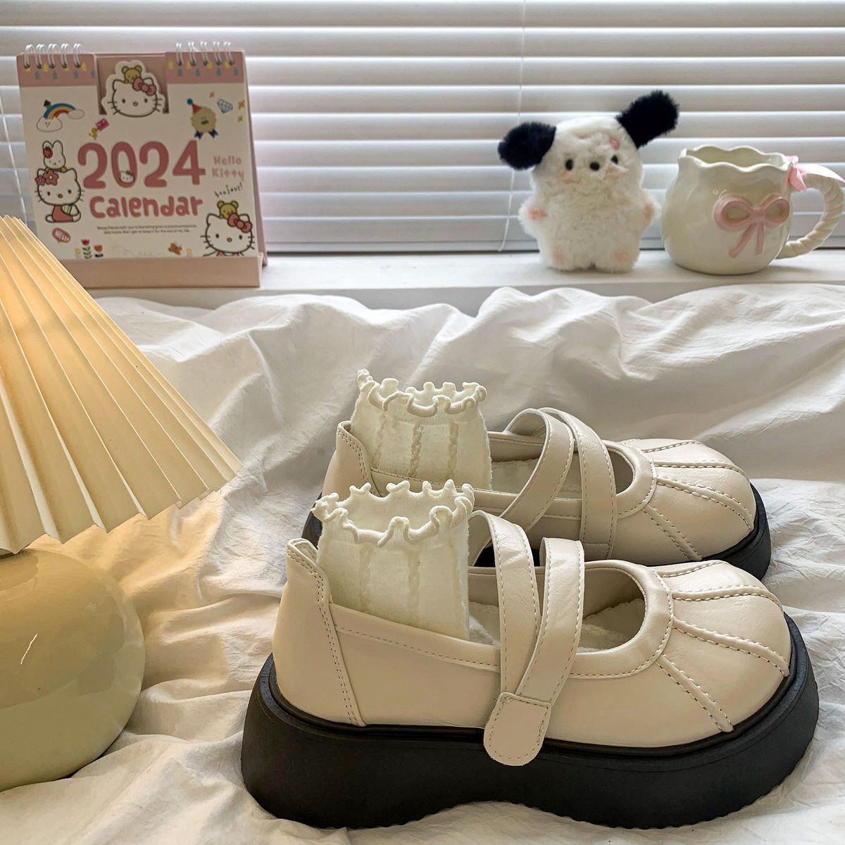 Seasonal New Japanese-style Versatile Height-increasing Leather Shoes For Women