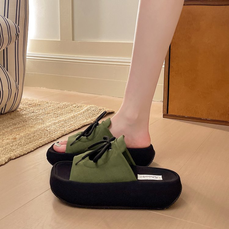 French Retro Thick Soled Slippers For Women's Summer Outdoor Wear, Fashionable One-piece Sandals, Soft Soled Comfortable Flat Shoes