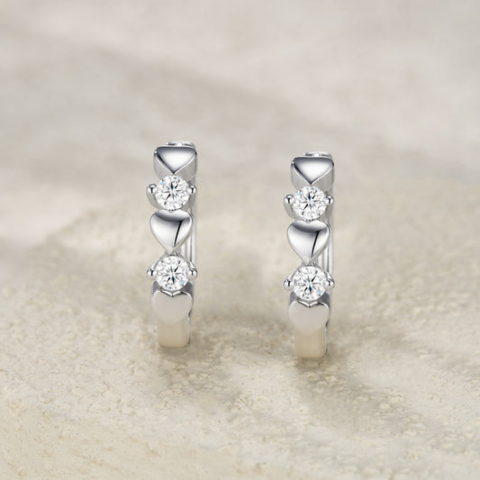 S925 Sterling Silver Heart Huggie Earrings, 0.1ct D-VVS1 Moissanite, Platinum Plated 5.6g Romantic Women's Jewelry Gift Box