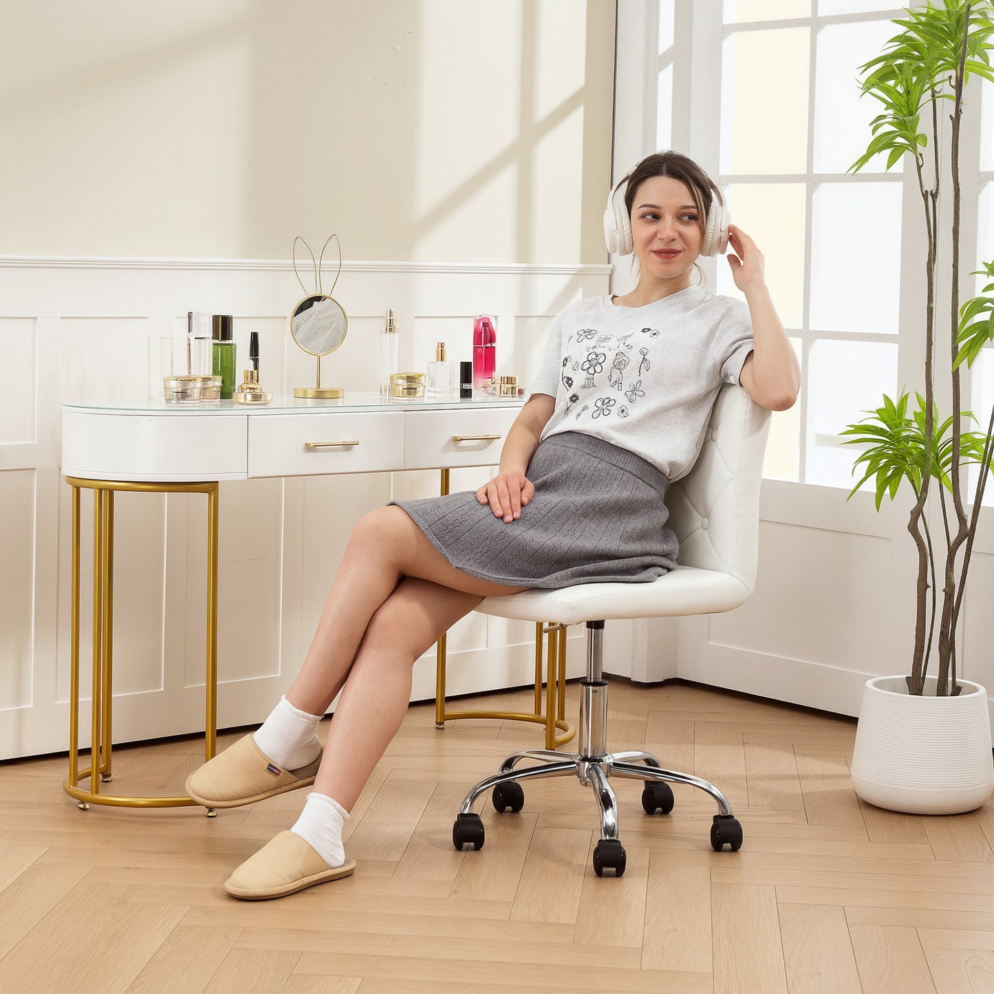 PU Leather Armless Office Chair, Modern Vanity Computer Swivel Chair With Rolling Wheels And Adjustable Height For Home Study, Bedroom, White