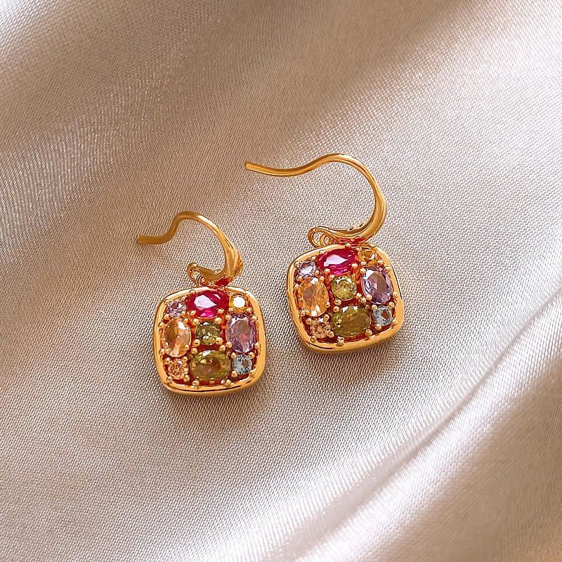 2026 Trendy Maillard Tone Square Cube Stud Earrings, Premium Chic Designer Dainty Earrings For Autumn Winter Outfits