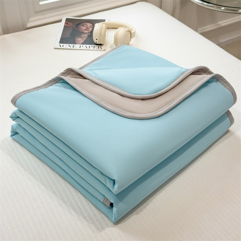Class A Maternal InfantGrade Cooling Silk Summer Quilt MachineWashable For Single Or Double Beds