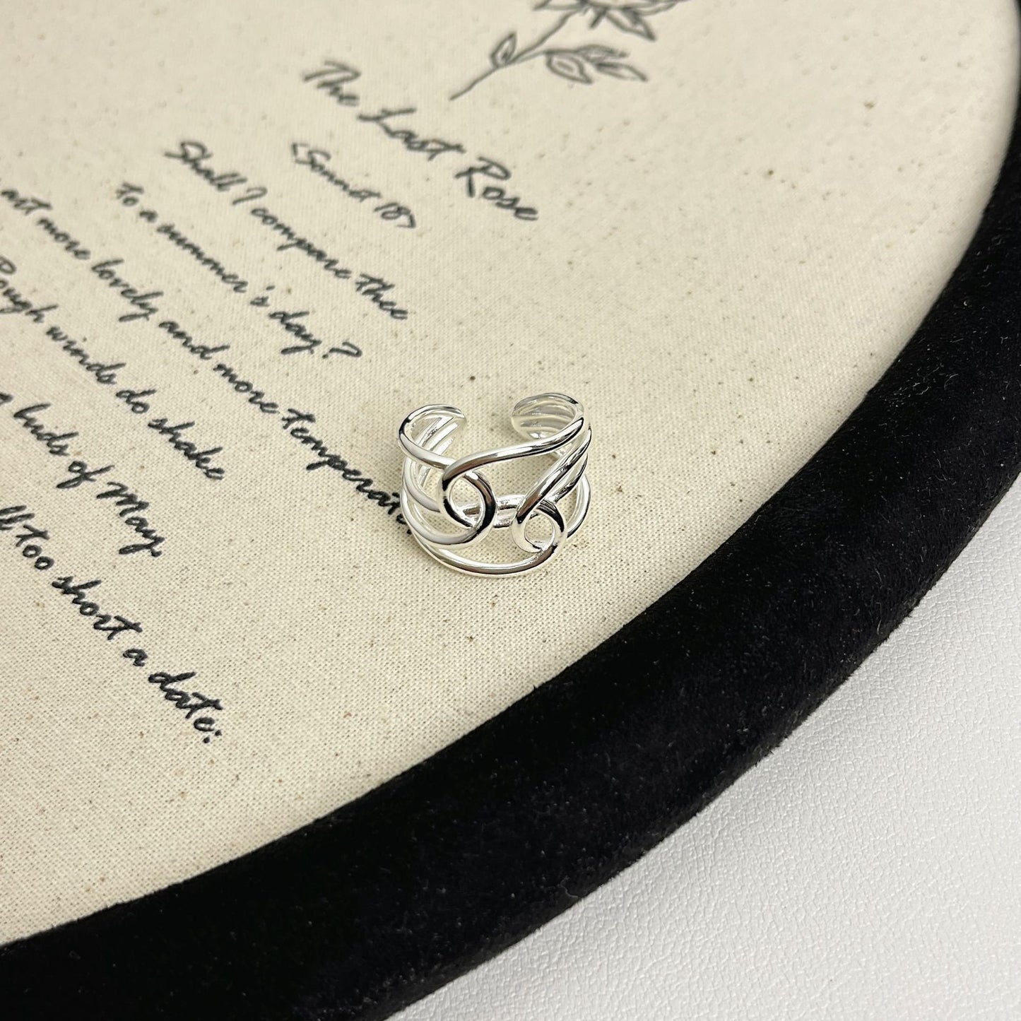 S925 Unique Premium Anti-fade Fashion Finger Jewelry