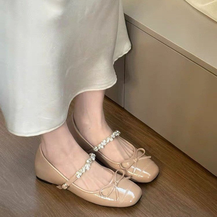 2026 New Autumn French Minimalist Shoes, Retro Luxury Rhinestone One-Strap Round Toe Platform Soft Sole Slip-On Flats