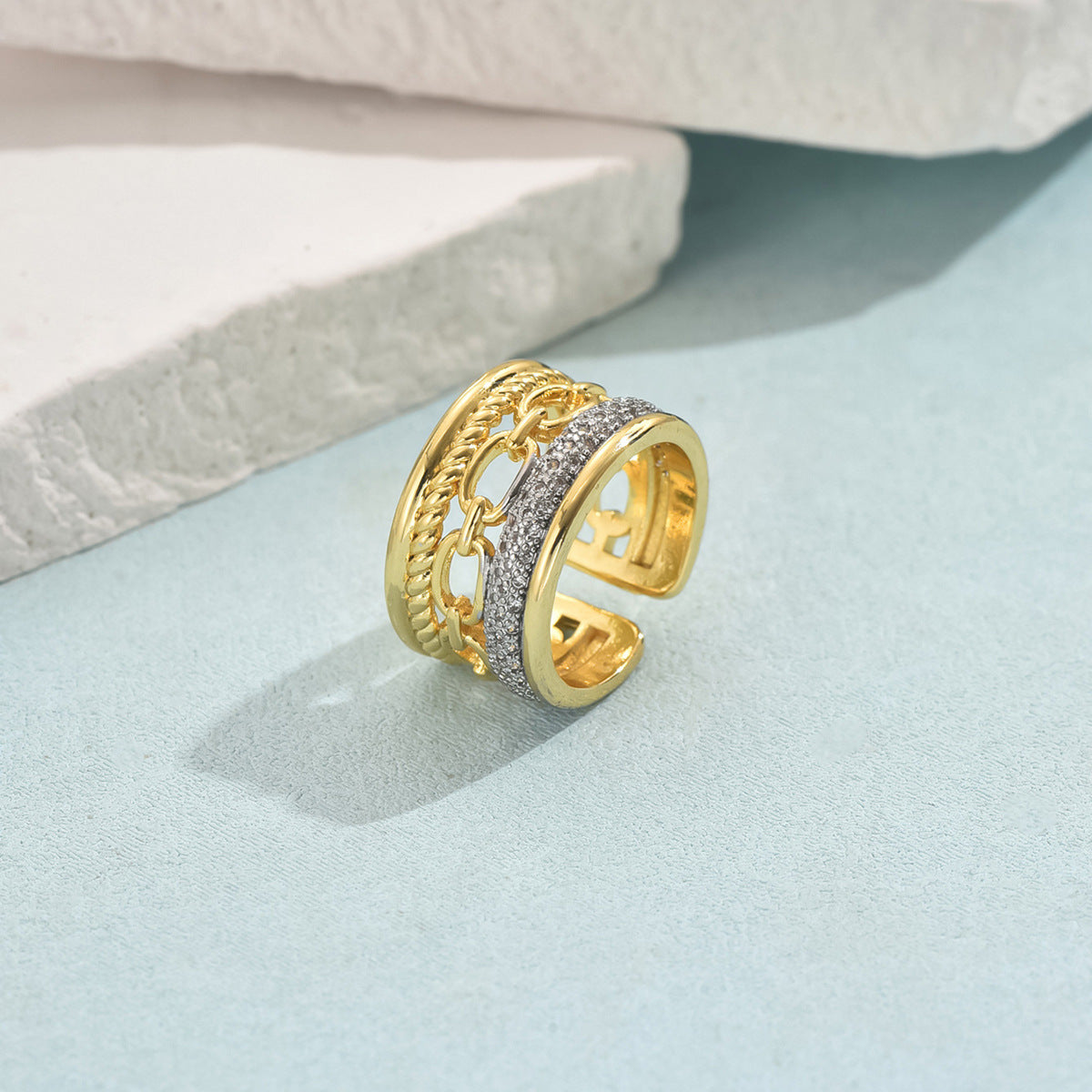 Ins Niche Exaggerated Waterdrop Zircon Ring Fashion Copper Alloy Band