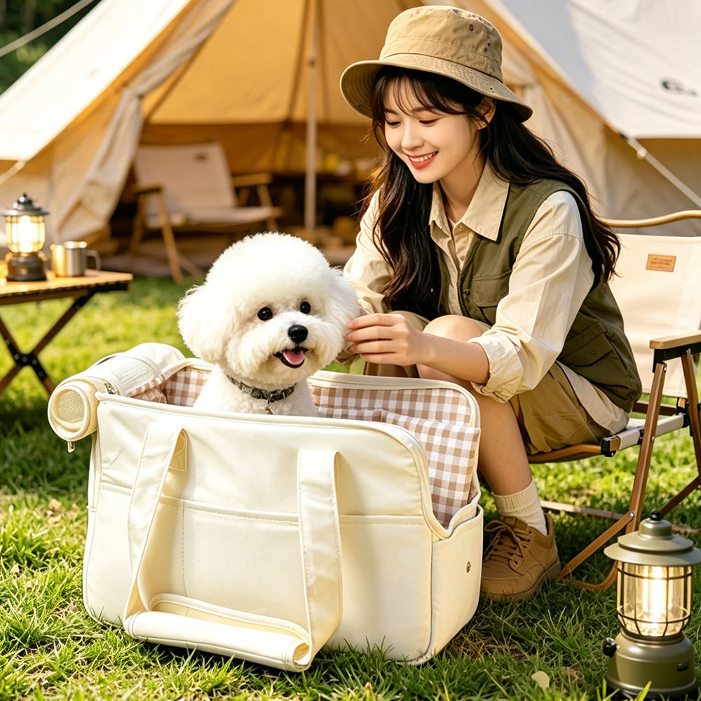Outdoor Breathable Cat And Dog Carrier Compact And Portable For Pet Outings