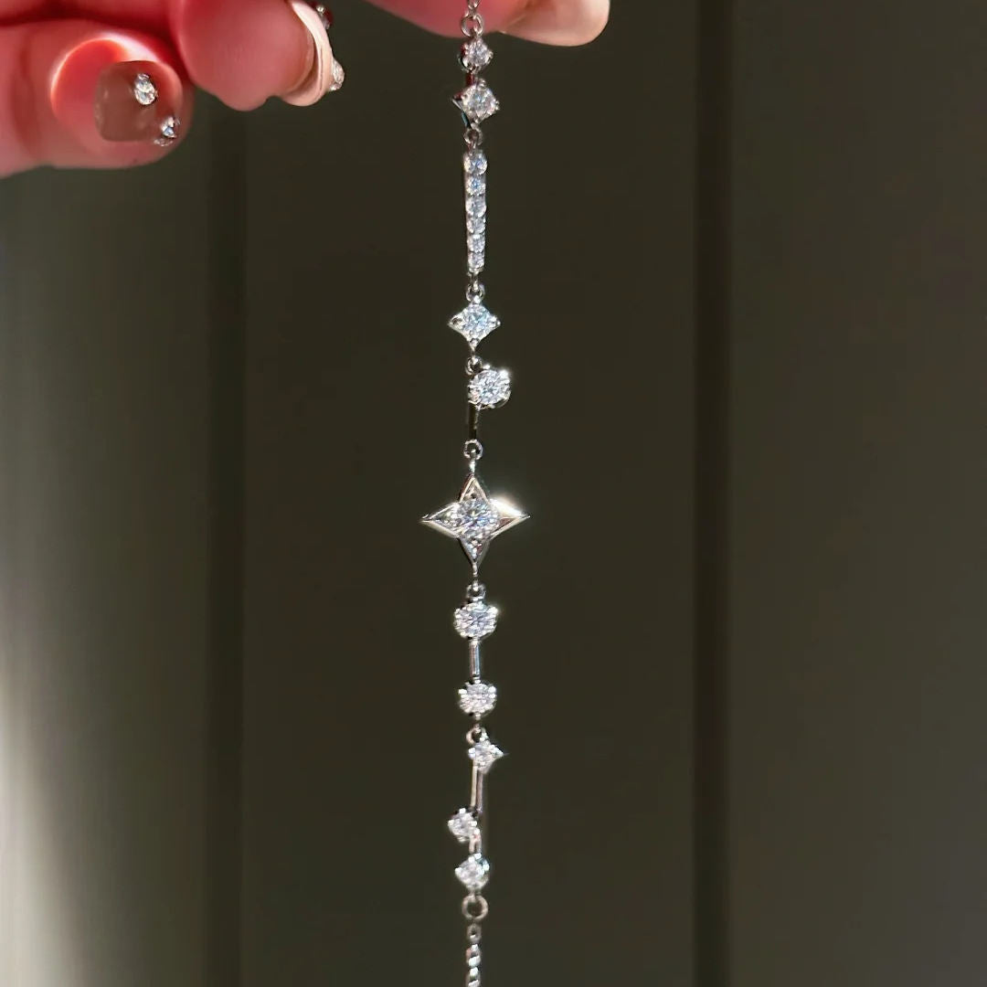 French Delicate Starburst Simulated Zirconia Bracelet For Women, Shiny Brilliant Star Wrist Jewelry Trendy Elegant Starry Hand Accessories