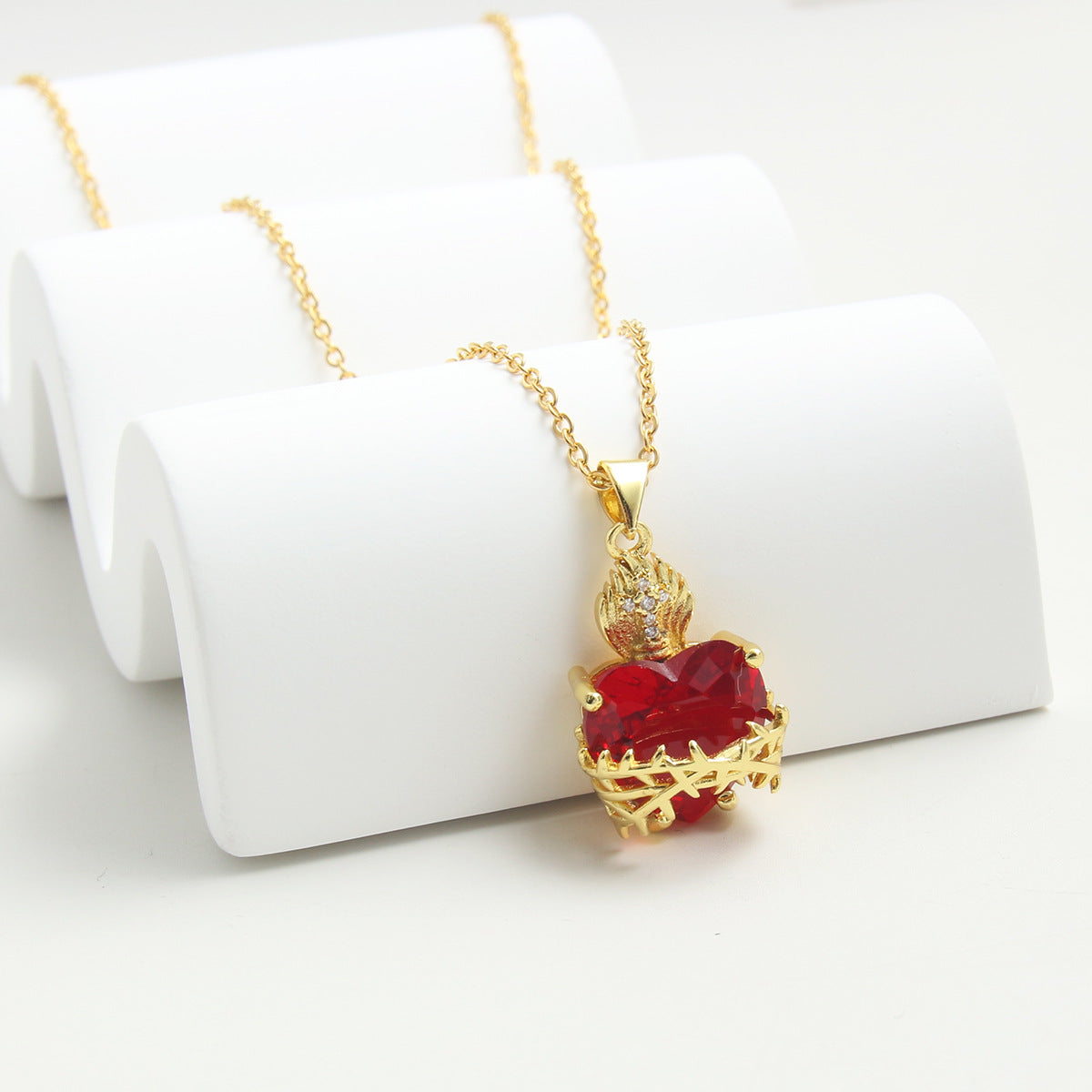 European And American Style Red Heart-Shaped Zircon Sacred Heart Cross Crown Pendant Necklace Copper Gold-Plated Fashion Clavicle Chain