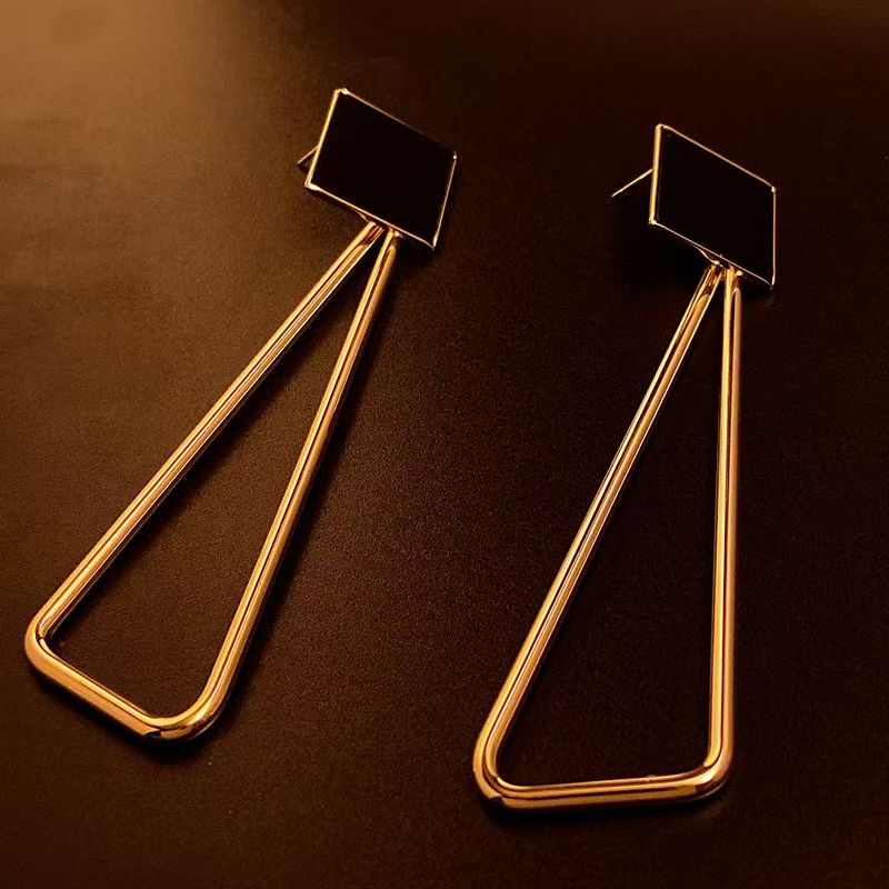 Bold Metal Earrings, Retro Hong Kong & Korean Style Long Geometric Dangles, Face Slimming